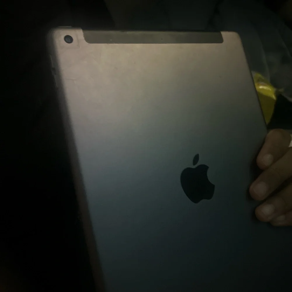 Apple Black Tablet Sleek Design
